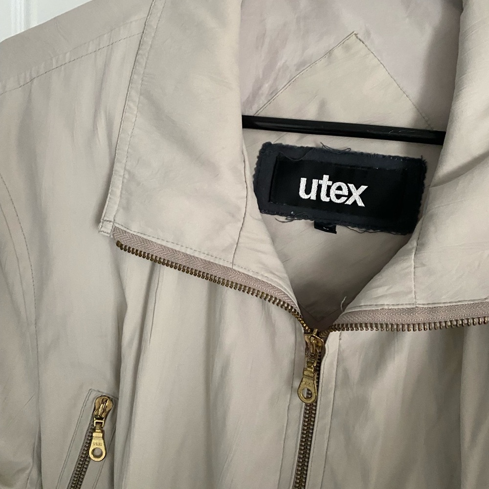 Utex Women's Beige Jacket